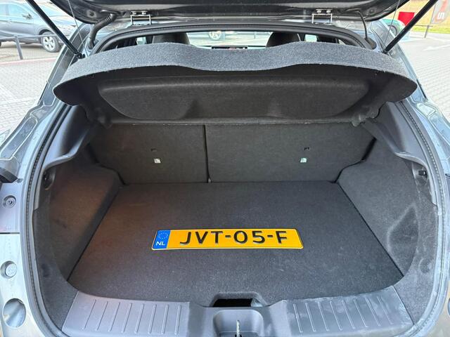 Nissan JUKE 1.6 Hybrid N-Connecta *Cold Pack & Cruise Control*