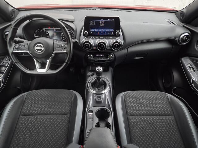 Nissan JUKE 1.0 DIG-T N-Connecta Handgeschakeld / Dealer onderhouden / Trekhaak vast / Navigatie via Apple Carplay of Android Auto / Achteruitrijcamera / Trekgewicht 1250 kg / Cruise control / Keyless Entry/Start / Climate control /