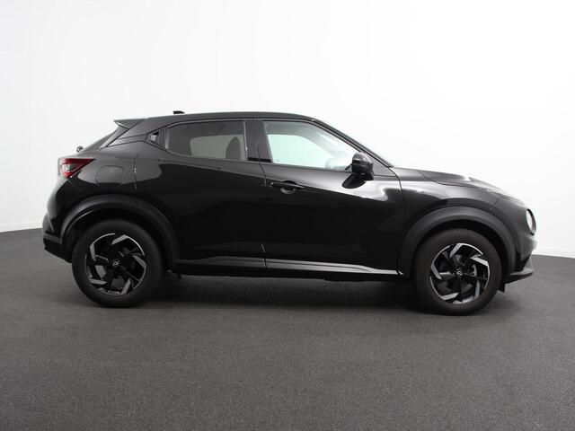 Nissan JUKE 1.0 DIG-T N-Connecta Climate control Cruise control Achteruitrijcamera Keyless Navigatie LED Verwarmde voorstoelen Verwarmd stuurwiel Parkeersensoren Apple Carplay/ Android Auto