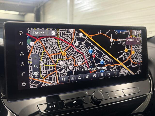 Nissan JUKE 1.0 DIG-T Tekna Automaat / Lederen Bekleding / Navigatie / Stoel- en Stuurverwarming / Verwarmde Voorruit / Adaptive Cruise Control / 360 Graden Camera / 19 Inch Velgen / LED Verlichting /