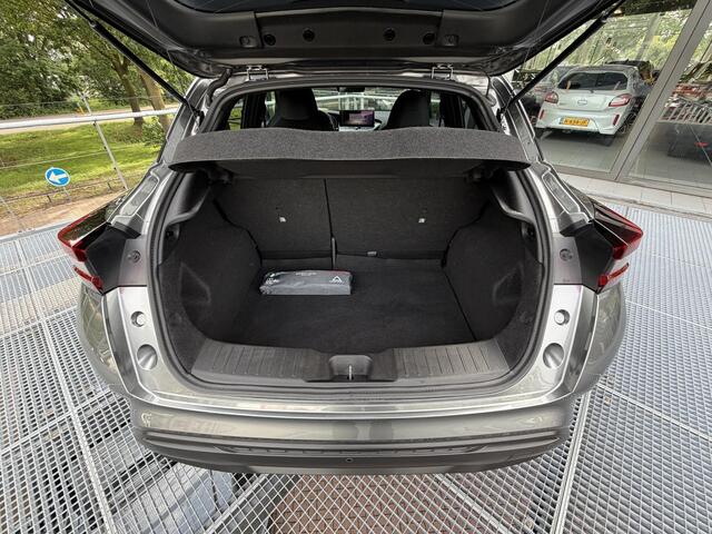 Nissan JUKE 1.0 DIG-T N-Connecta Automaat | Navigatie | Sensoren en achteruitrijcamera | Cruise Control | Climate Control | Carplay