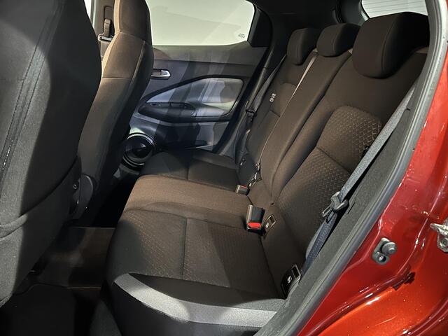 Nissan JUKE 1.0 DIG-T Premiere Edition | Navigatie | Stoelverwarming | Achteruitrijcamera | Cruise control | N-design