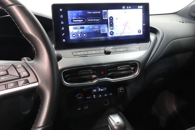 Nissan JUKE 1.6 Hybrid N-Connecta | Camera | Cold Pack | Climate control | Navigatie | LED koplampen | all season banden |