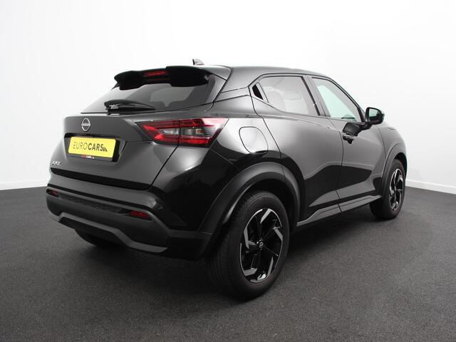 Nissan JUKE 1.0 DIG-T N-Connecta Climate control Cruise control Achteruitrijcamera Keyless Navigatie LED Verwarmde voorstoelen Verwarmd stuurwiel Parkeersensoren Apple Carplay/ Android Auto