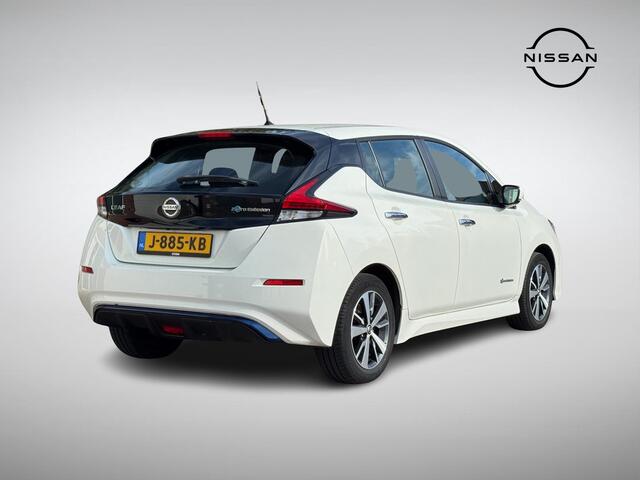 Nissan LEAF Acenta 40 kWh | Navigatie | Camera | Apple Carplay/Android Auto | Dodehoek Detectie | Adapt. Cruise Control | Rijklaarprijs!