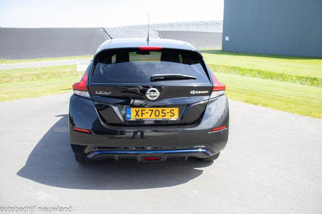 Nissan LEAF Tekna 40 kWh