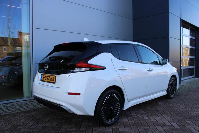 Nissan LEAF Tekna 40 kWh Automaat Airco Navi Camera Carplay 11.128km Nieuwstaat