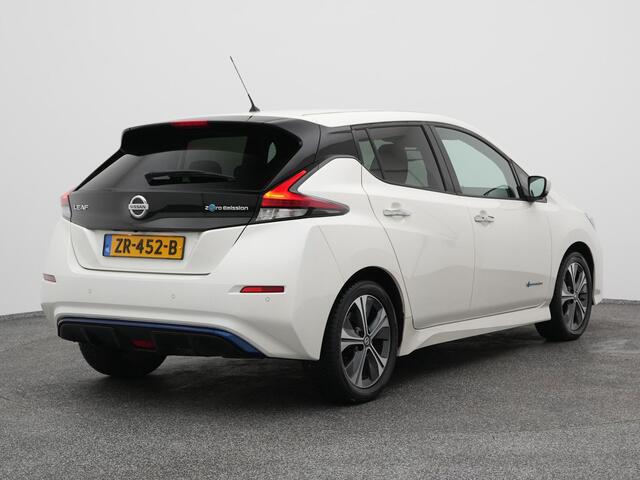 Nissan LEAF N-Connecta 40 kWh | NAVI | STOEL- EN STUURVERW.