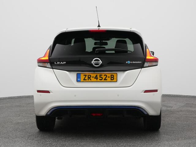 Nissan LEAF N-Connecta 40 kWh | NAVI | STOEL- EN STUURVERW.