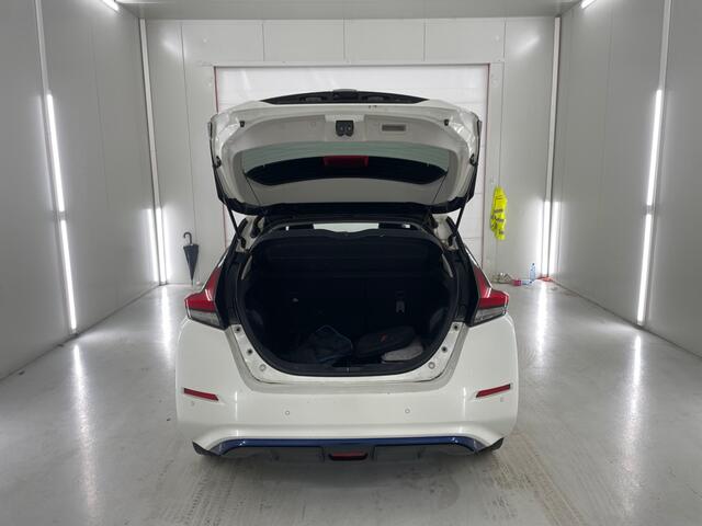 Nissan LEAF Tekna 40 kWh 360 camera inruil/fin mogelijk