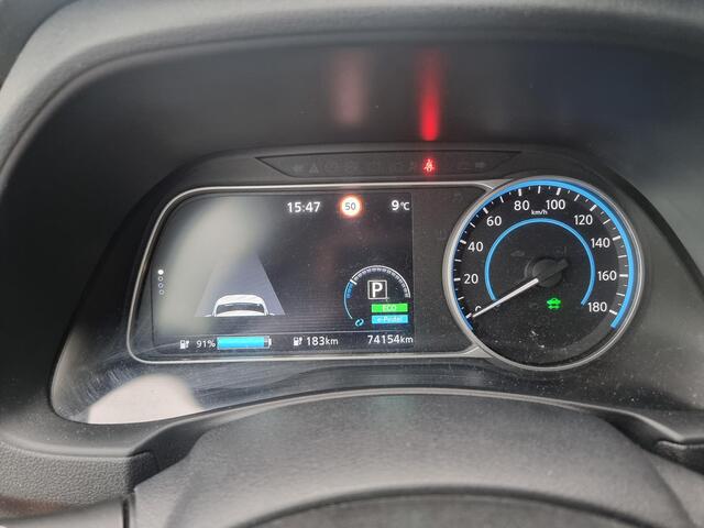 Nissan LEAF Tekna 40 kWh | SoH 88% | BOSE Audio | Trekhaak | Stoelverwarming |