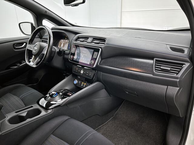 Nissan LEAF Electric+ 160kW / 62kWh SOH 94% / Pdc.+Camera /Navigatie / Airco-ecc./ Stoelverwarming / Apk 09-2026