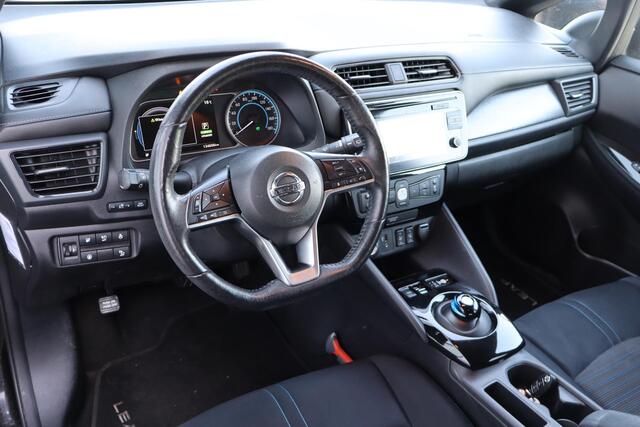 Nissan LEAF N-Connecta 40 kWh 85% SOH, 360 Camera, Navigatie, Stoelverwarming, Lederen interieur, Climate control