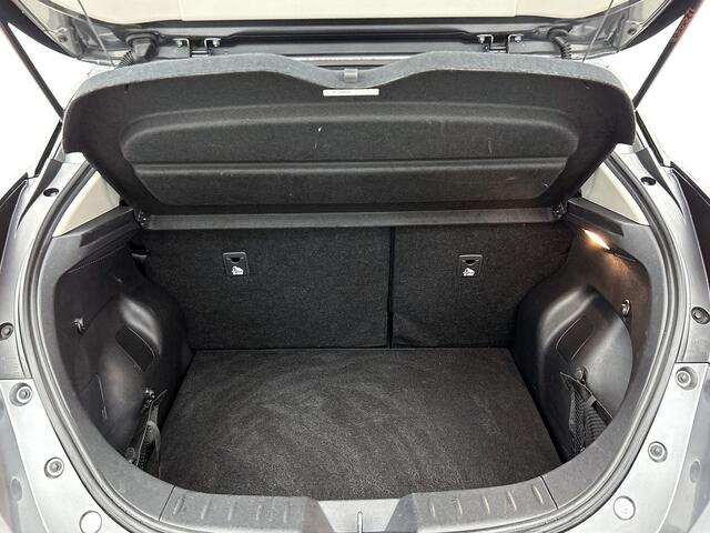 Nissan LEAF e+ N-Connecta 62 kWh | 360Camera | Verwarmde stoelen, stuur en achterbank | Parkeersensoren