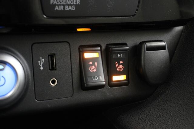 Nissan LEAF Tekna 40 kWh - Carplay, Camera, Half Leer, Stuur/Stoelverw. Adaptive Cruise