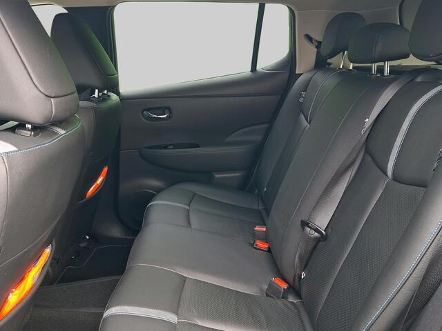 Nissan LEAF e+ Tekna 62 kWh trekhaak | Meest luxe uitvoering