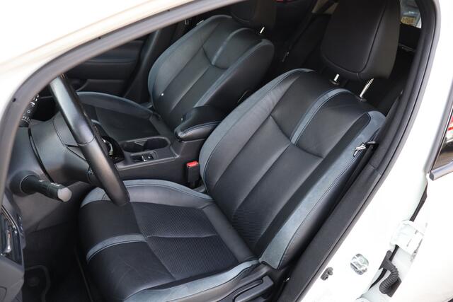 Nissan LEAF Tekna 40 kWh | SoH 89% | Origineel NL | Leder | Camera | Bose |