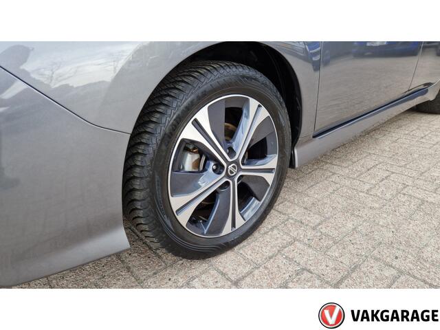 Nissan LEAF N-Connecta 40 kWh