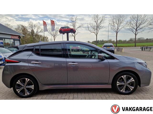 Nissan LEAF N-Connecta 40 kWh