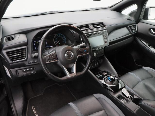 Nissan LEAF Tekna 40 kWh 150 Pk | 360° Camera | Stoelverwarming | Achterbank Verwarming | Navigatie | Bose Audio | Adaptive Cruise | 17 Inch | 145.323 Km !!