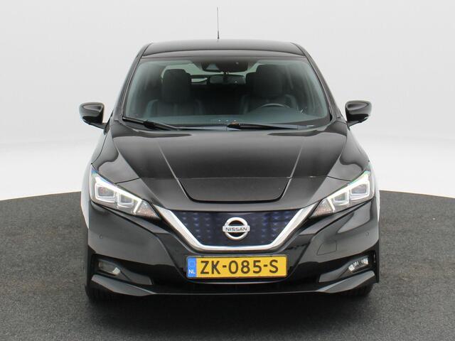 Nissan LEAF Tekna 40 kWh 150 Pk | 360° Camera | Stoelverwarming | Achterbank Verwarming | Navigatie | Bose Audio | Adaptive Cruise | 17 Inch | 145.323 Km !!