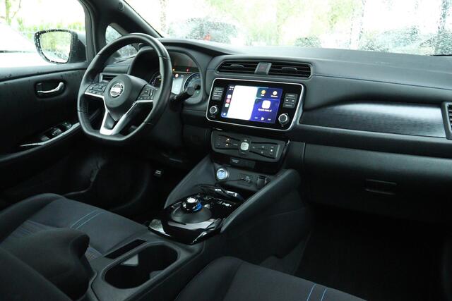 Nissan LEAF ACENTA 40 KWH | CARPLAY | CAMERA | CRUISE | KEY-LESS | PRIVACY | DAB