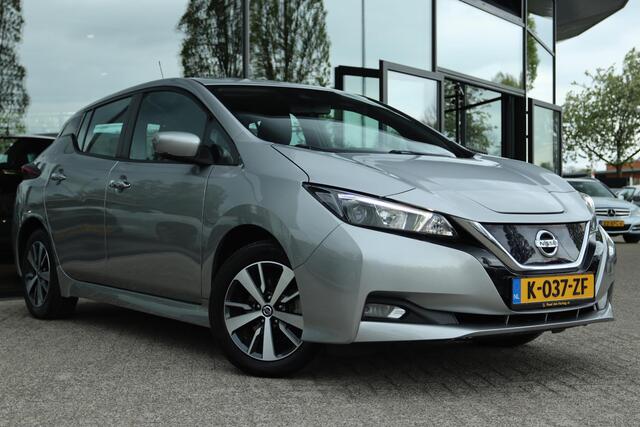 Nissan LEAF ACENTA 40 KWH | CARPLAY | CAMERA | CRUISE | KEY-LESS | PRIVACY | DAB