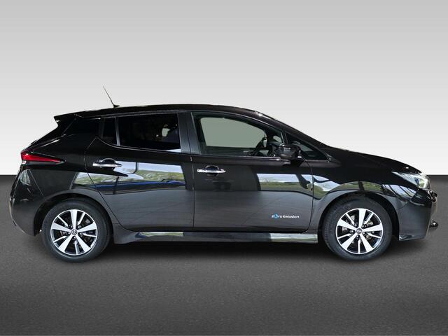 Nissan LEAF Acenta 40 kWh | Automaat | Adaptive Cruisecontrol | Achteruitrijcamera | Navigatie | 270 KM WLTP |