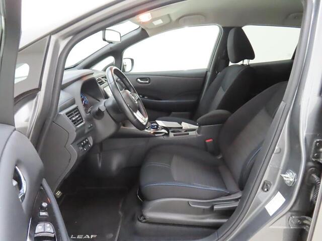 Nissan LEAF N-CONNECTA 40 KWH (90% SOH) I AUTOMAAT I NAVIGATIE I STOELVERWARMING I UNIEKE KM-STAND
