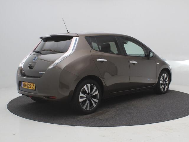 Nissan LEAF Tekna 30 kWh / SoH 78% / 360 Camera / Cruise Control / Stoel en Stuur verwarming / Navigatie / Climate Control / Lederen Bekleding / Historie Bekend /