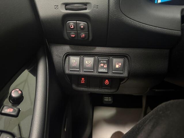Nissan LEAF Business Edition 30 kWh AUTOMAAT NAVI AIRCO 360CAMERA LEER STOELVERWARMING VOOR+ACHTER BOSE SPEAKERS LM VELGEN ZEER VOLLE AUTO