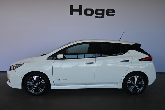 Nissan LEAF N-Connecta 40 kWh Automaat Navigatie Stoelverwarming Goed Onderhouden! Inruil Mogelijk!
