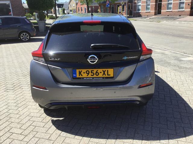 Nissan LEAF N-Connecta 40 kWh