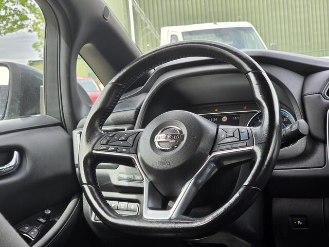 Nissan LEAF Tekna 40 kWh