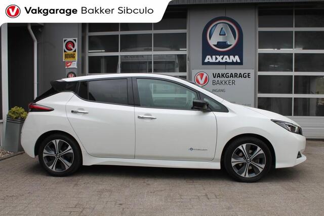 Nissan LEAF TEKNA 40 KWH