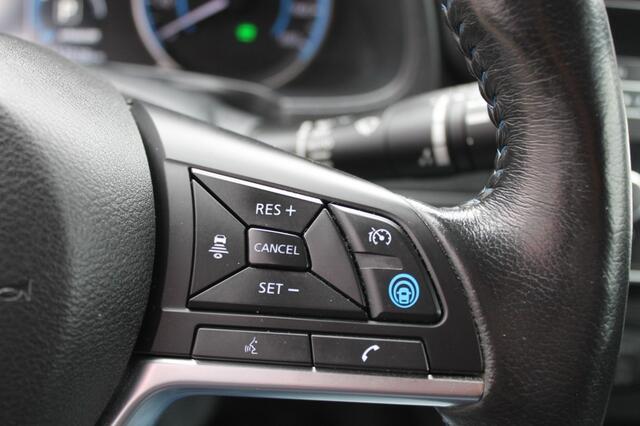 Nissan LEAF TEKNA 40 KWH