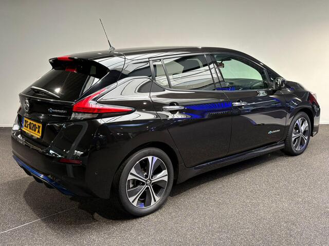 Nissan LEAF Tekna 40 kWh | 360 graden Camera | Navigatie | Stoel en Stuurwiel verwarming | Adaptive Cruise Control |