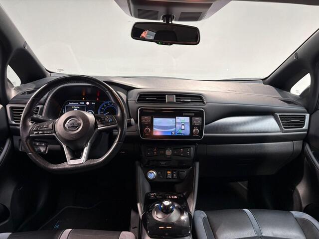 Nissan LEAF Tekna 40 kWh | 360 graden Camera | Navigatie | Stoel en Stuurwiel verwarming | Adaptive Cruise Control |