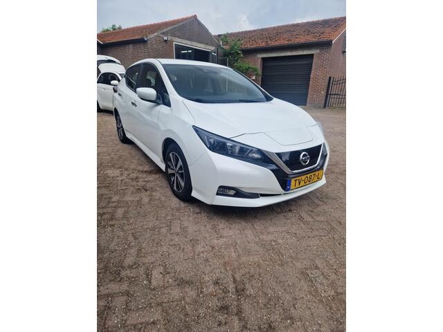 Nissan LEAF Acenta 40 kWh