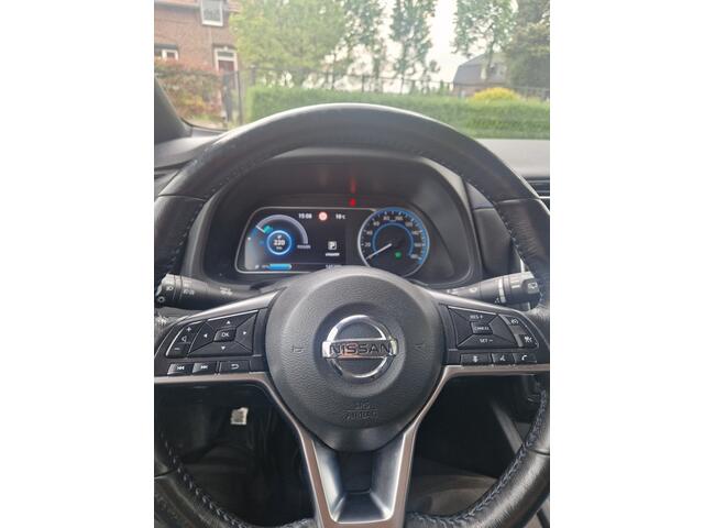 Nissan LEAF Acenta 40 kWh