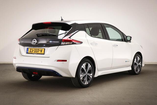 Nissan LEAF Tekna 40 kWh | SOH 86% | ACHTERBANKVERWARMING | DAB | APPLE | 360 CAMERA