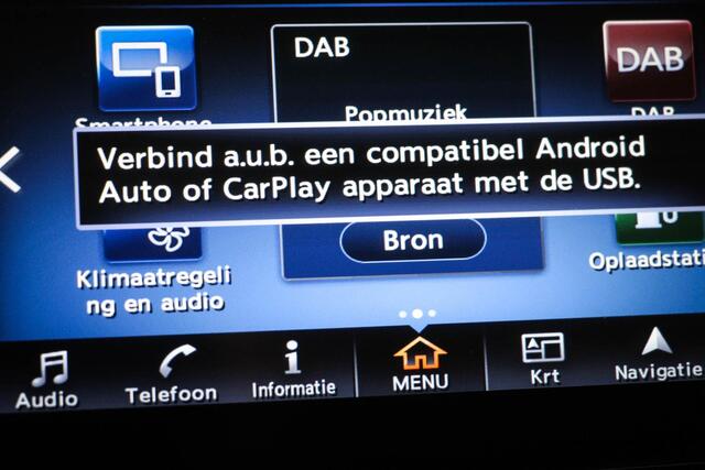 Nissan LEAF Tekna 40 kWh | SOH 86% | ACHTERBANKVERWARMING | DAB | APPLE | 360 CAMERA