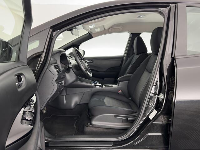 Nissan LEAF N-Connecta 40 kWh (INCL-BTW) Aut. *HEATPUMP | NAVI-FULLMAP | TOPVIEW | KEYLESS | BLINDSPOT | DIGI-COCKPIT | HEATED-COMFORTSEATS | DAB | PRIVACYGLASS | ECC | ADAPTIVE-CRUISE | PDC | CARPLAY | 16"ALU*