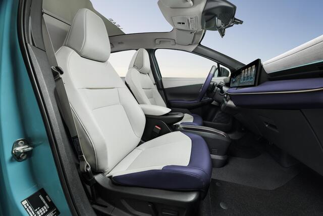 Nissan LEAF Evolve 75 kWh Binnenkort in de showroom, Verkrijgbaar v/a ¤ 33.990!