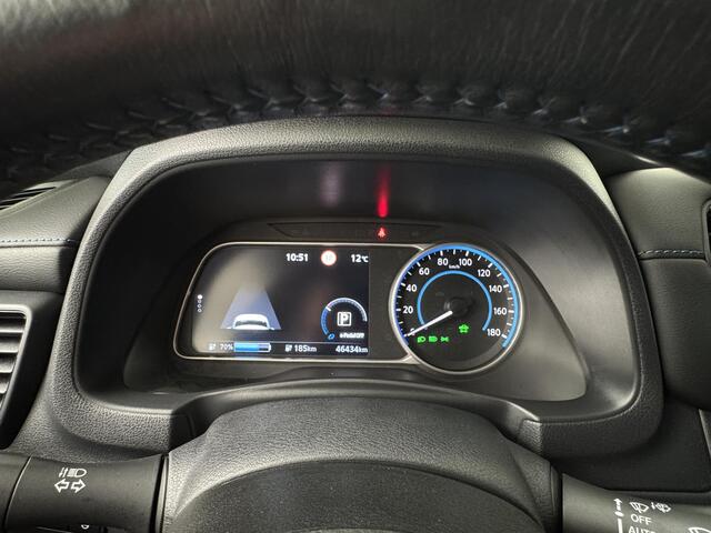 Nissan LEAF N-Connecta 40 kWh | SOH 90% | 360° Camera | Adaptive Cruise Control | Navigatie | Stoelverwarming |