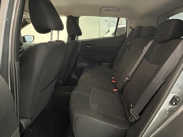Nissan LEAF N-Connecta 39 kWh | 360° Camera | Climate control | SoH 95% | Adaptieve cruise | Warmtepomp |