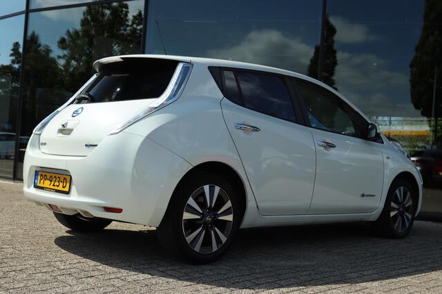 Nissan LEAF TEKNA 30 KWH | LEDER | 360 CAMERA | KEY-LESS | NAVI | CRUISE | CLIMATE | BOSE