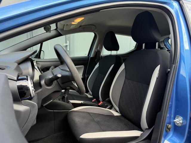 Nissan MICRA 1.0L Acenta / Apple CarPlay / Cruise Control / All Season Banden / Airco / Bluetooth / Multifunctioneel Stuurwiel / NAP Logisch