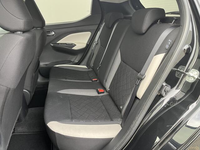 Nissan MICRA 1.0 IG-T N-Connecta / 100% Onderhouden / Navigatie / Achteruitrijcamera / Airco / Cruise Control / Parkeersensoren Achter / DAB Radio /