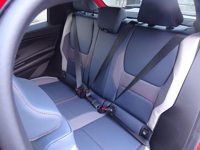 Nissan MICRA EVOLVE 52 kWh Harman & Kardon